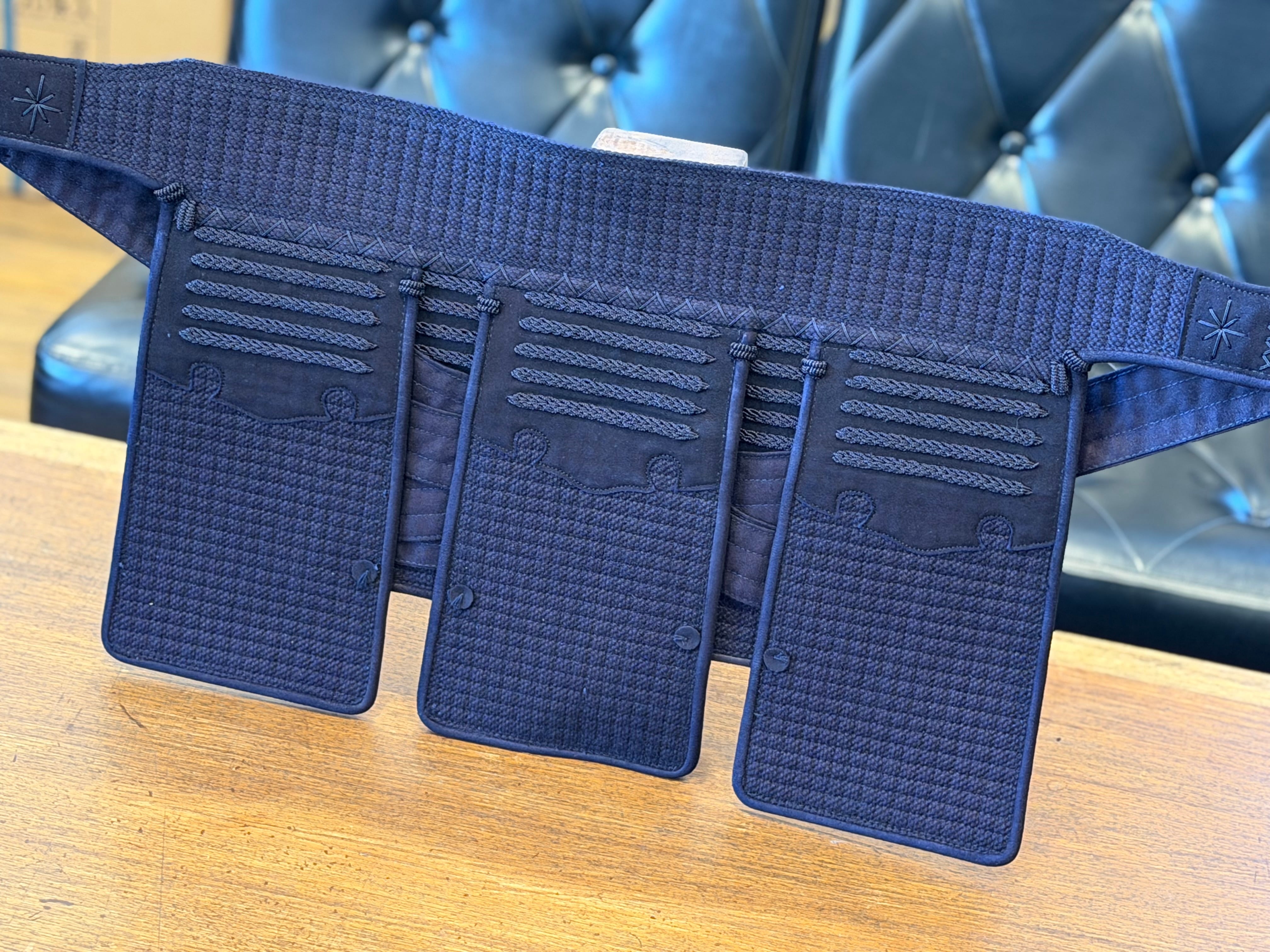 【刺し幅が選べる✨運命2026】【高級素材鹿革✨新仕様✨運命十字刺✨】【各サイズ3名様限定✨S.M.L.L+1サイズ】『運命2026』10㎜/8㎜十字 鹿革垂