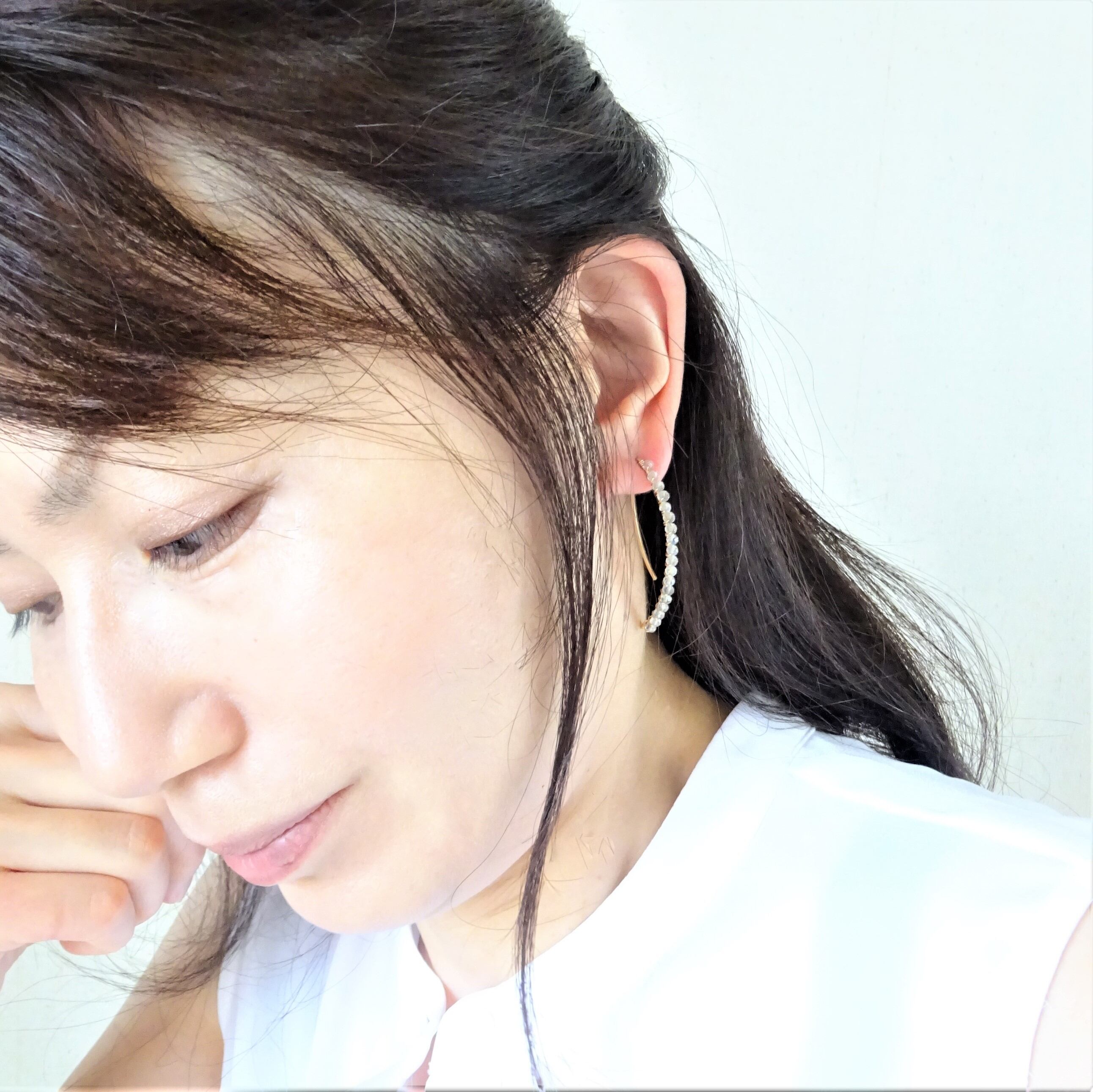 送料無料 14kgf 宝石質Labradorite wrapped marquis pierced earring