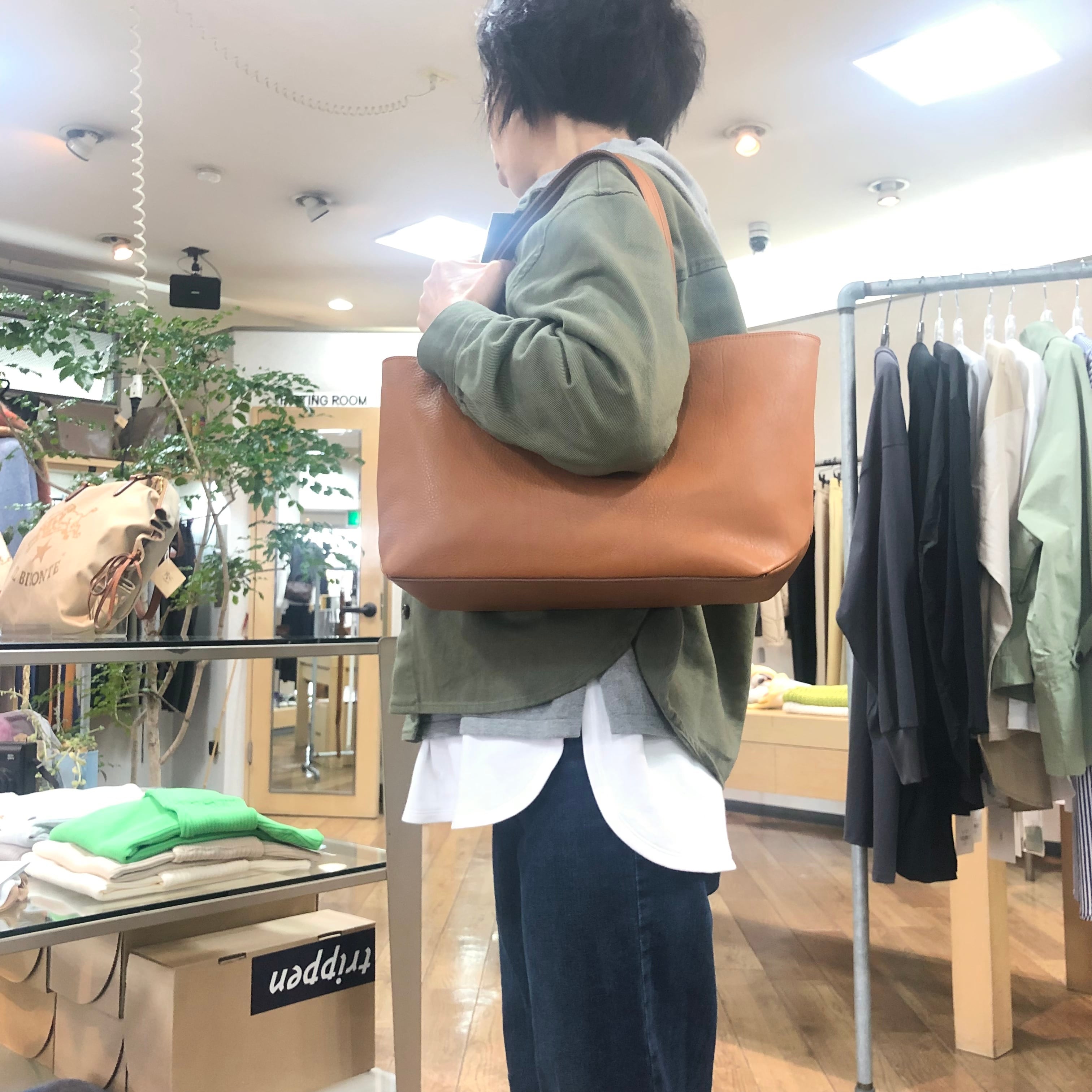 CI:VA チーバ レザー トートバッグ 2328VOLA Color CAMMELLO キャメル CI:VA チーバ レザー トートバッグ 2328VOLA Color CAMMELLO キャメル