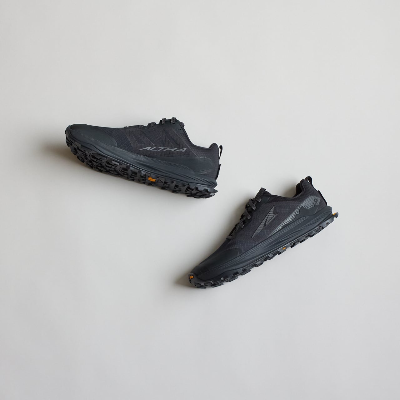 ALTRA（アルトラ）M LONE PEAK 9+ WIDE（ローンピーク 9+ ワイド