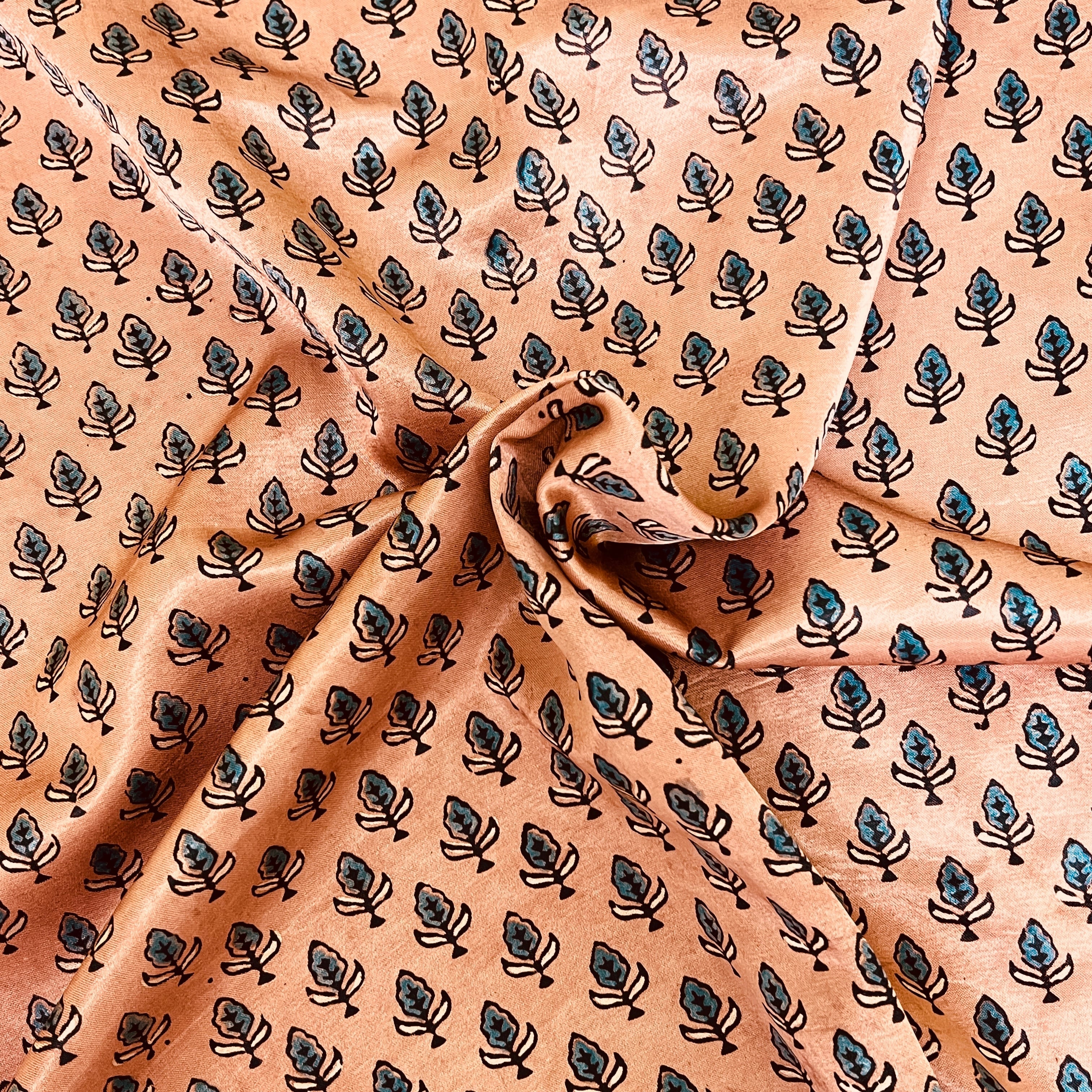 インド産ハンドブロックプリント生地(シルク) NHBS002 ※2M以上ご希望の