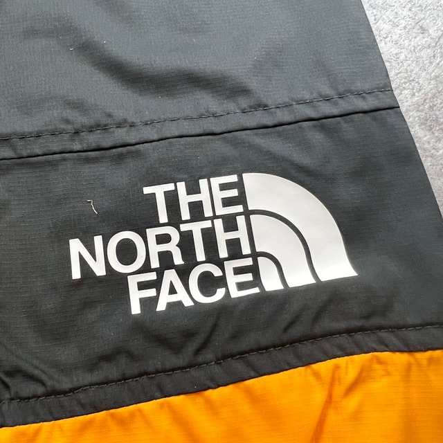 THE NORTH FACE / Mountain Light Windshell Jacket / ZINNIA ORANGE | TheMEME