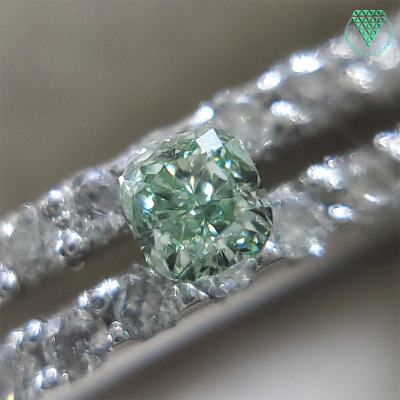 0.217ct 天然グリーンダイヤFANCY DARK GRAY GREEN