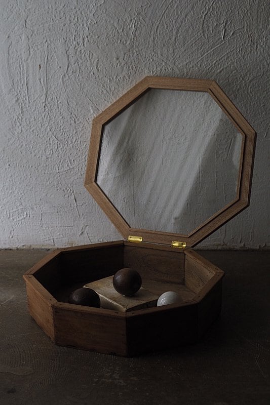 八角形ショーケース-octagonal glass showcase | アンティーク