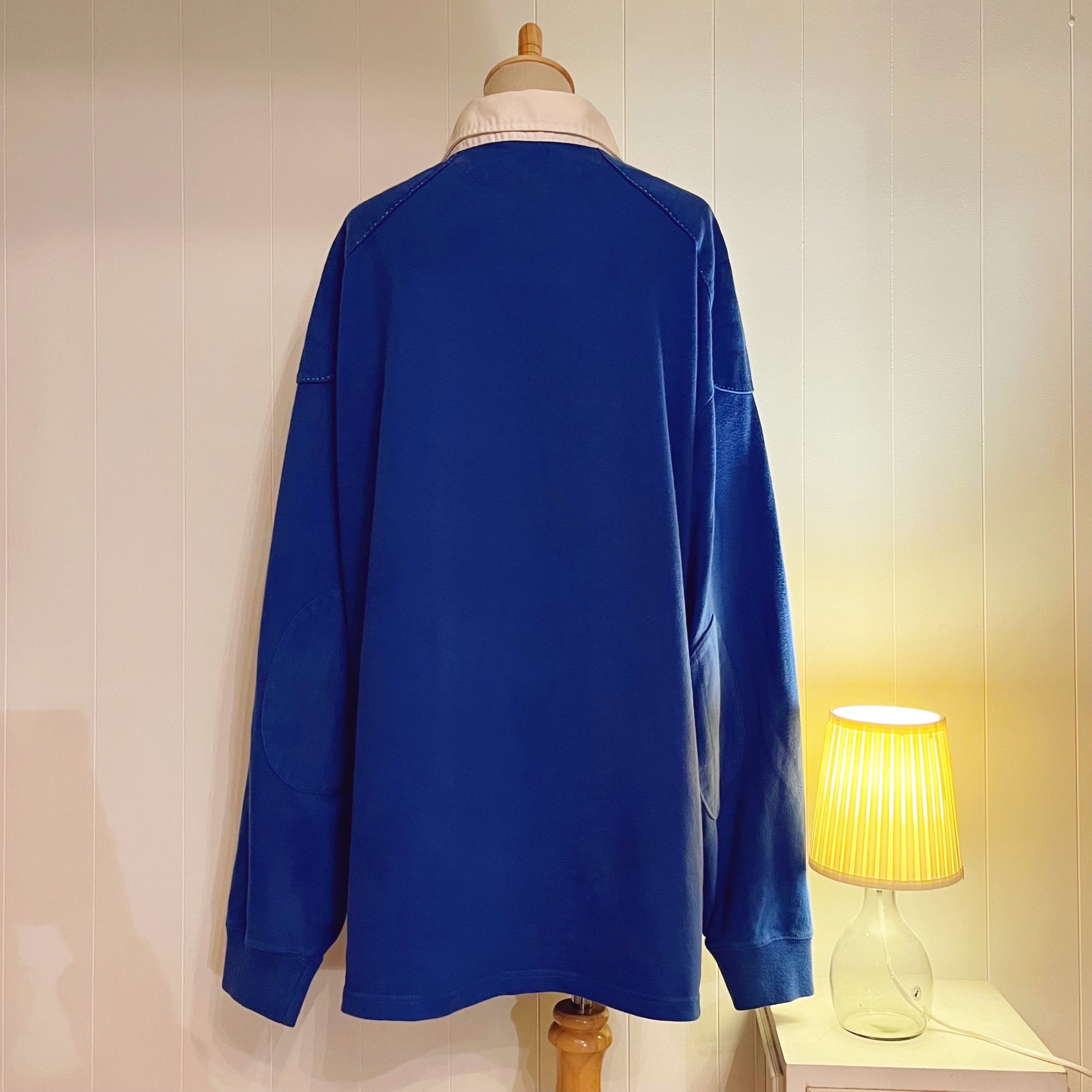 remake / house with the light on blue big polo shirt