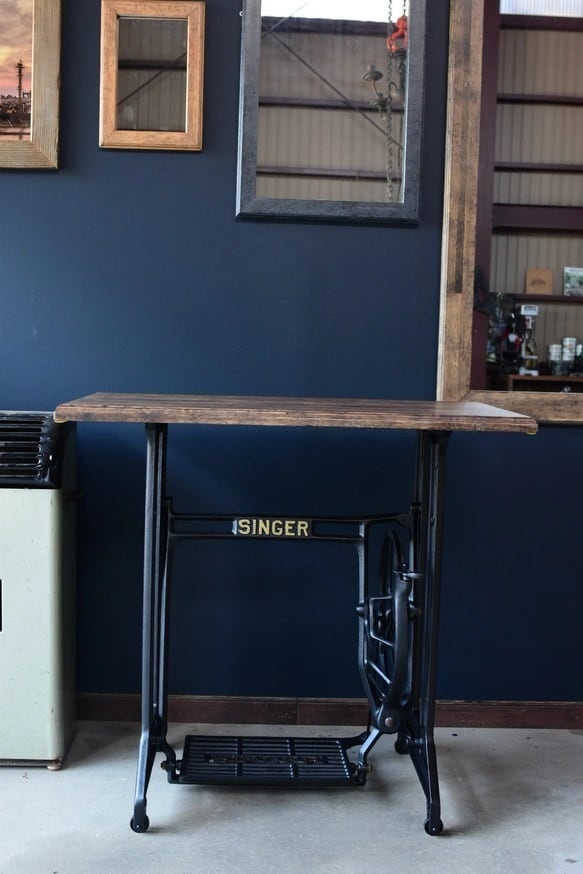 SINGER エイジング塗装天板 ストレート脚 80cm*45cm SINGER エイジング塗装天板 ストレート脚 80cm*45cm