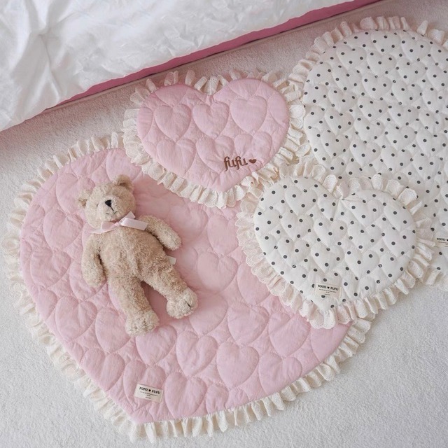 【予約】ネーム入りハートフリルマット（L）