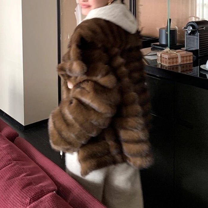 スクエアビッグカラーエコファーコート［S-L］ | MeraviOggi