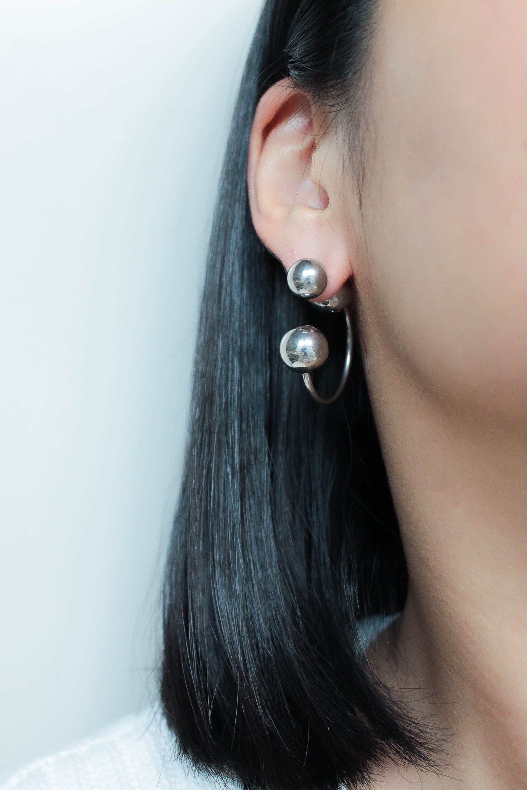 Back Ball Hoop Pierce