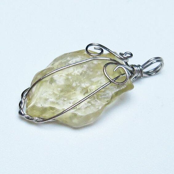 リビアングラス ペンダント 一点物 メール便可 112-13706