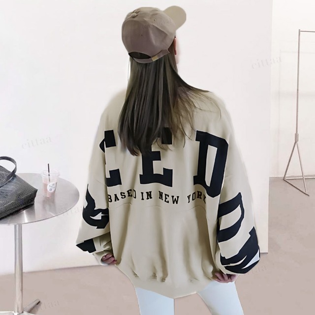 【予約】Y-3624　2026秋新作♡FREEDOMビッグロゴスウェット　ライトベージュ　0830