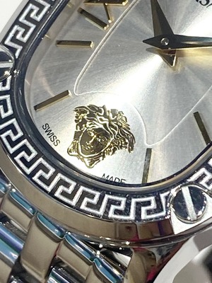VERSACE ヴェルサーチェ レディース 腕時計 VE1B01125