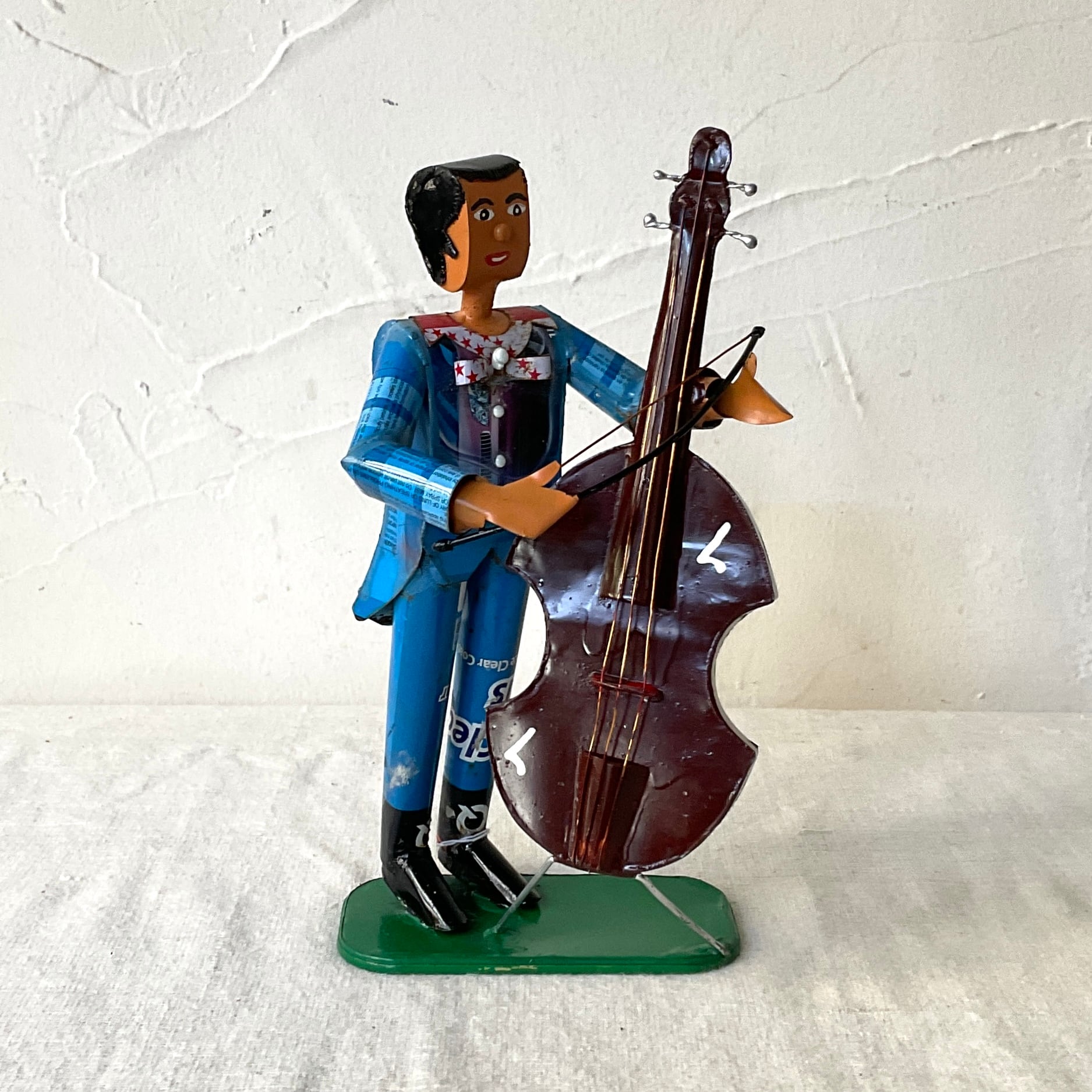 ブリキのミュージシャン人形（チェロ） | 照明＆エシカルライフ