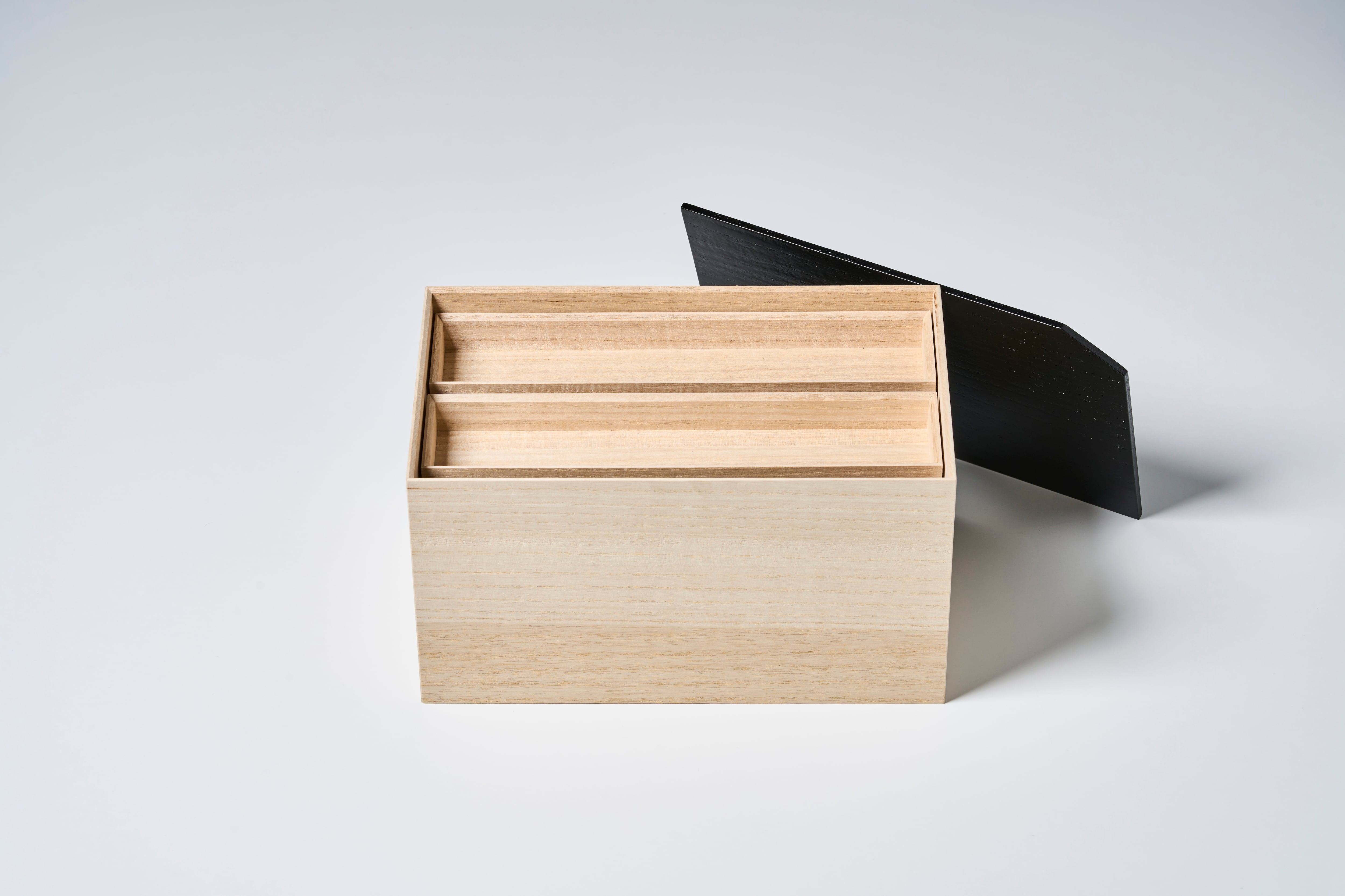 KINTSUGI 修復キット 木製ボックス入り 巡－金継ぎ時代－」金継ぎキットとお道具箱のセット（黒塗）/新
