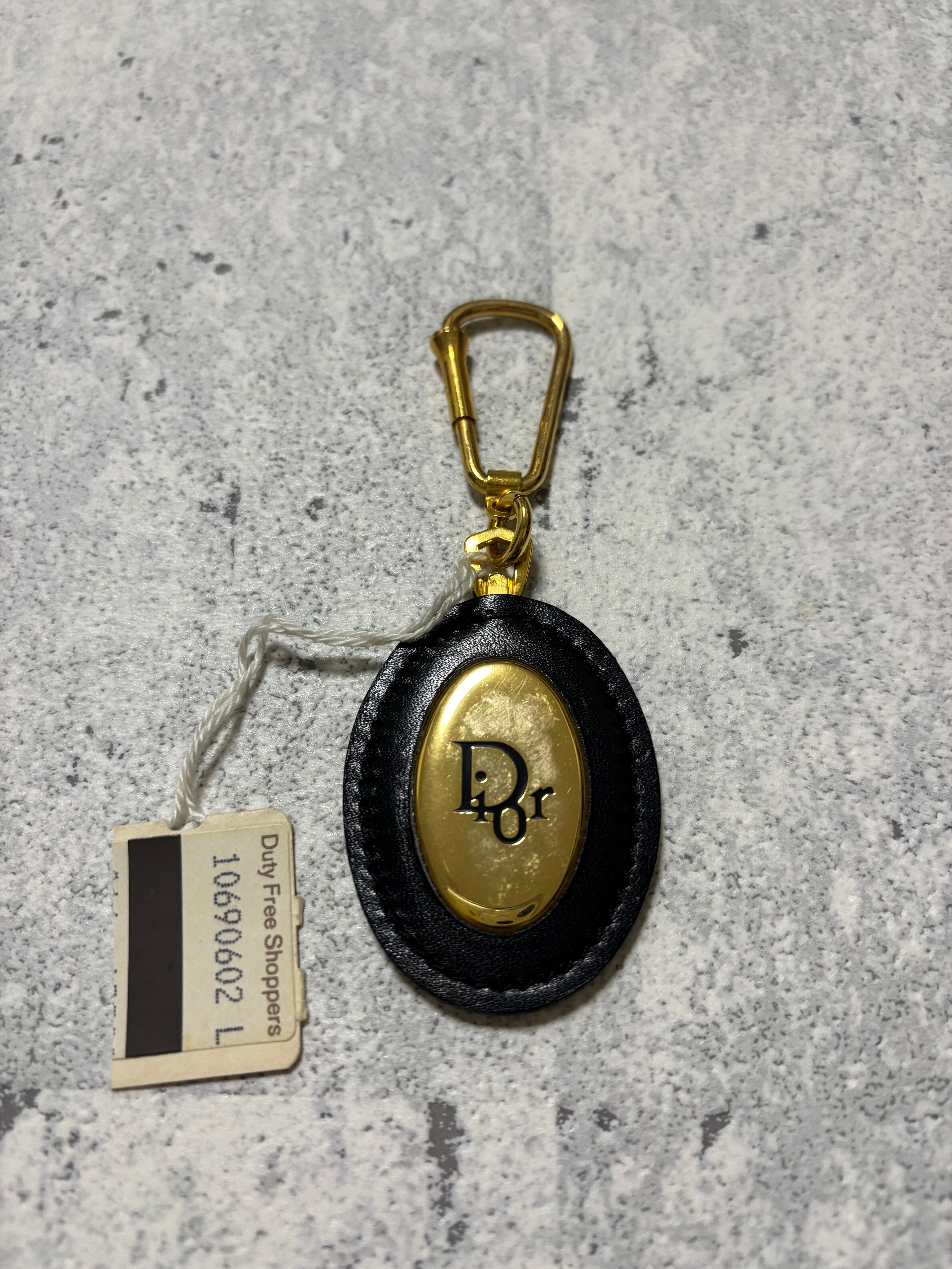 Christian Dior ラウンドプレート キーリング ブラック