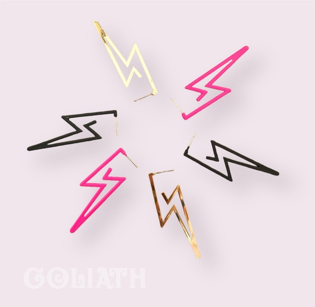 ⚡️lightning⚡️ピアス