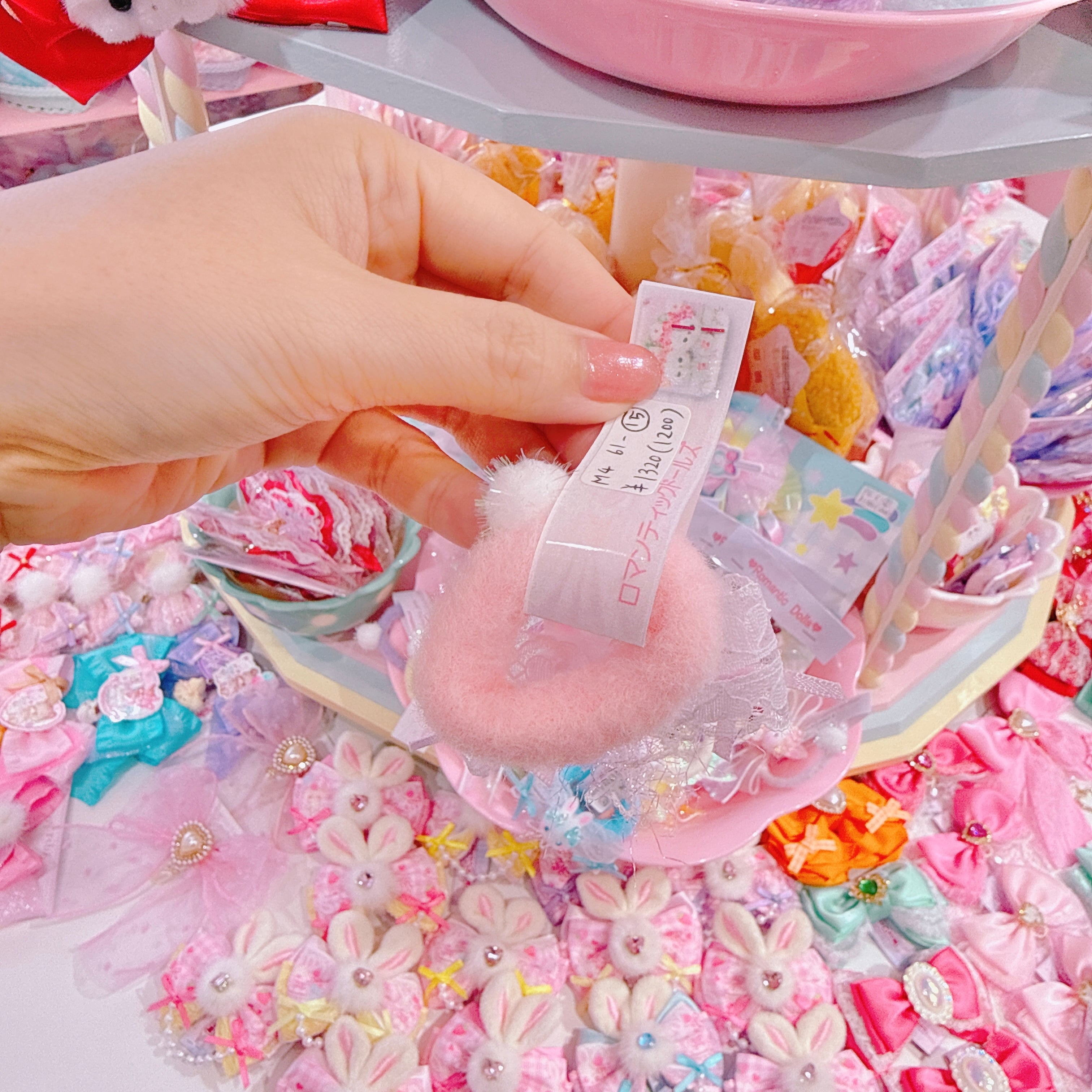 【M4】61-15うさぎマスコットヘアゴム