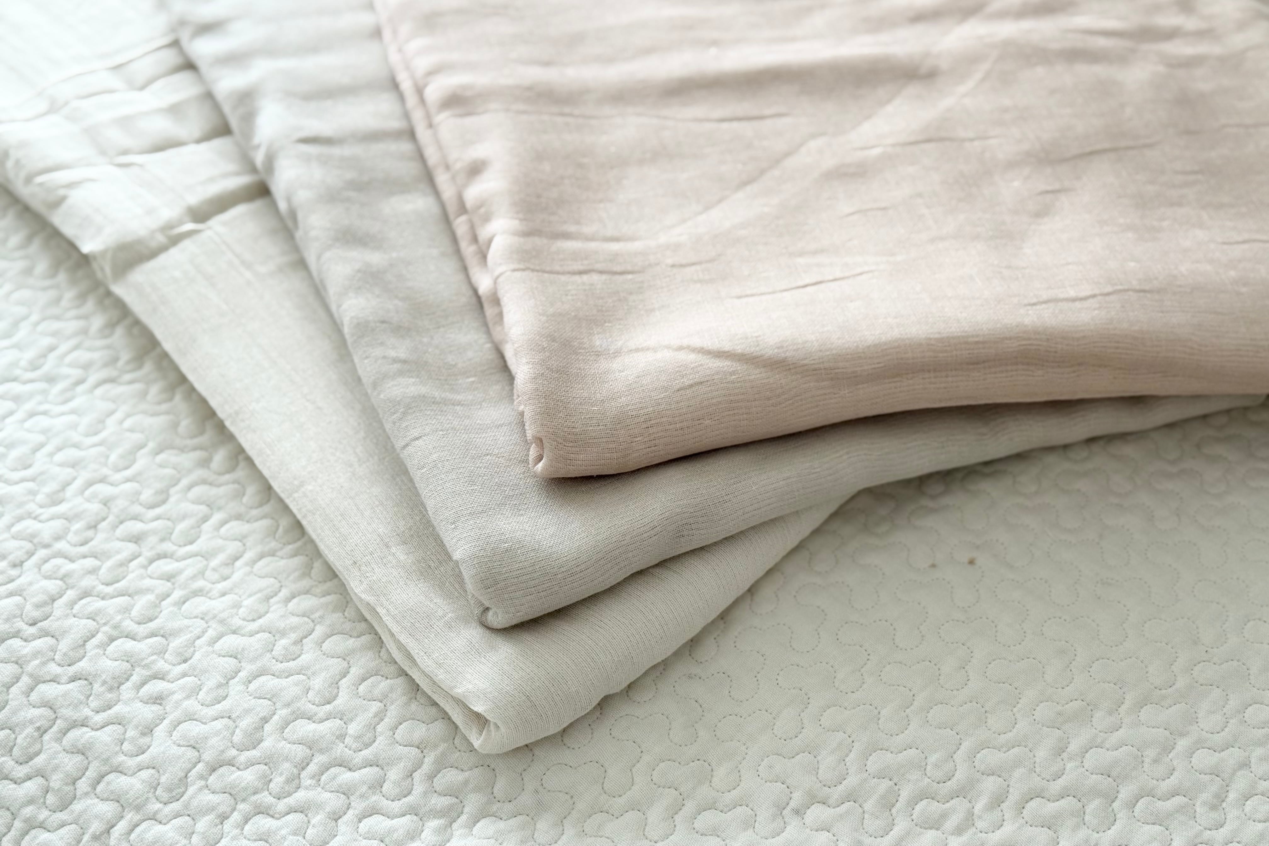 shittori 三河木綿 熟成糸のボリュームミルフィーユガーゼケット【6枚重ね】