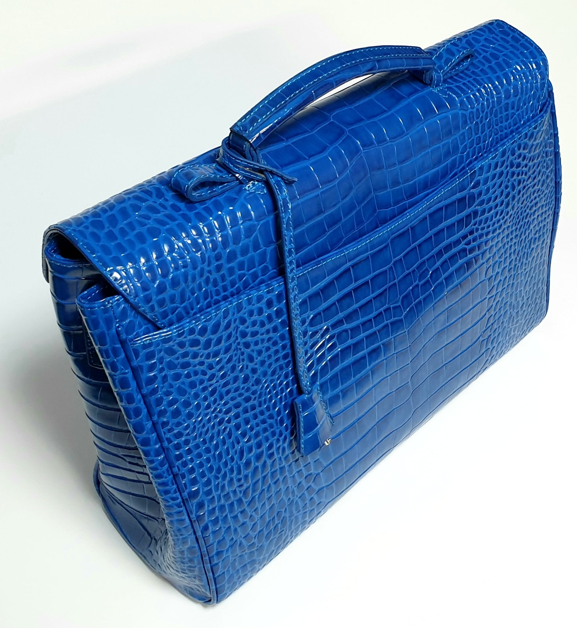 ビジネスバッグ Cow Leather Embossed crocodile(青) . What is