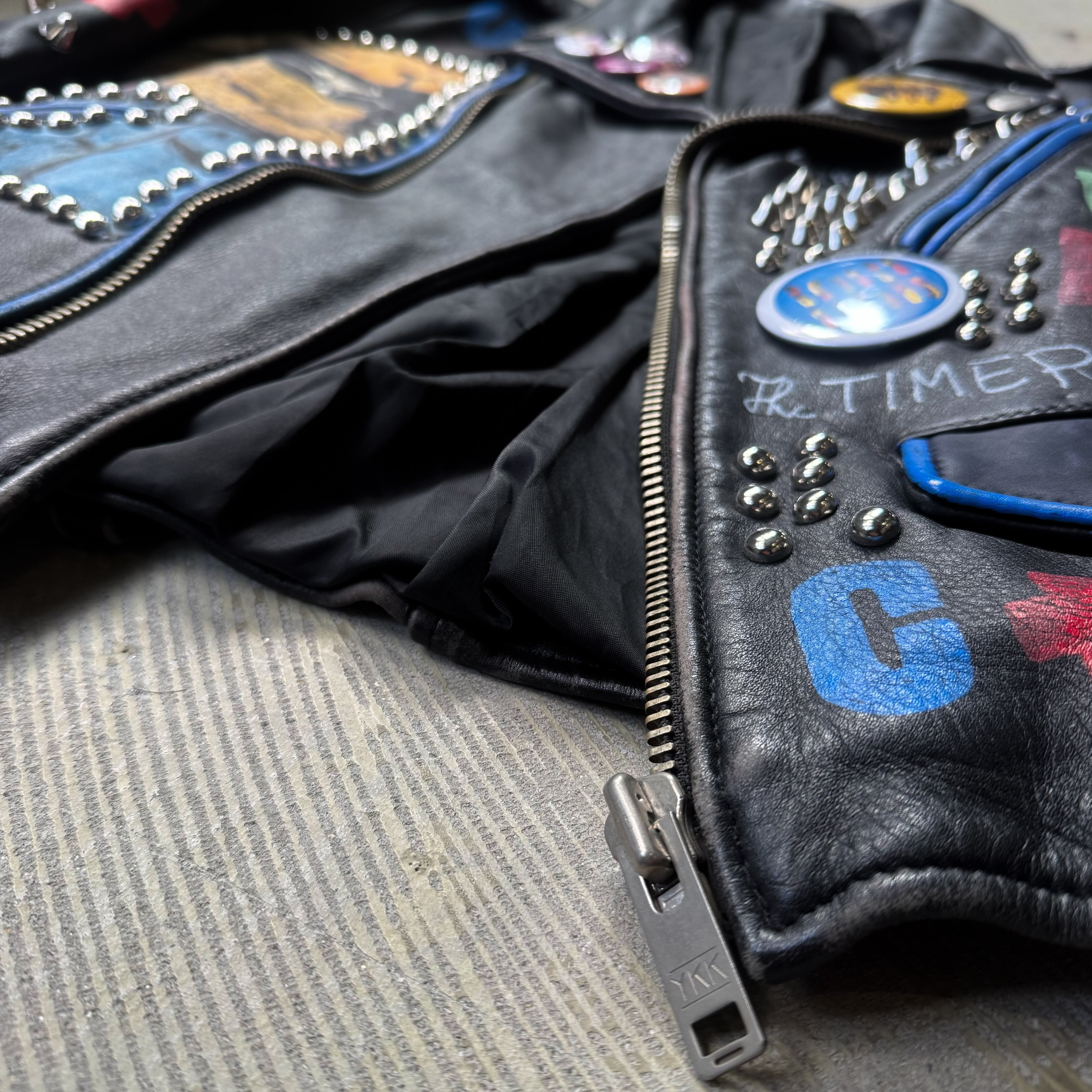 PAINT STUDDED CUSTOM LEATHER DOUBLE RIDERS JACKET / ペイント