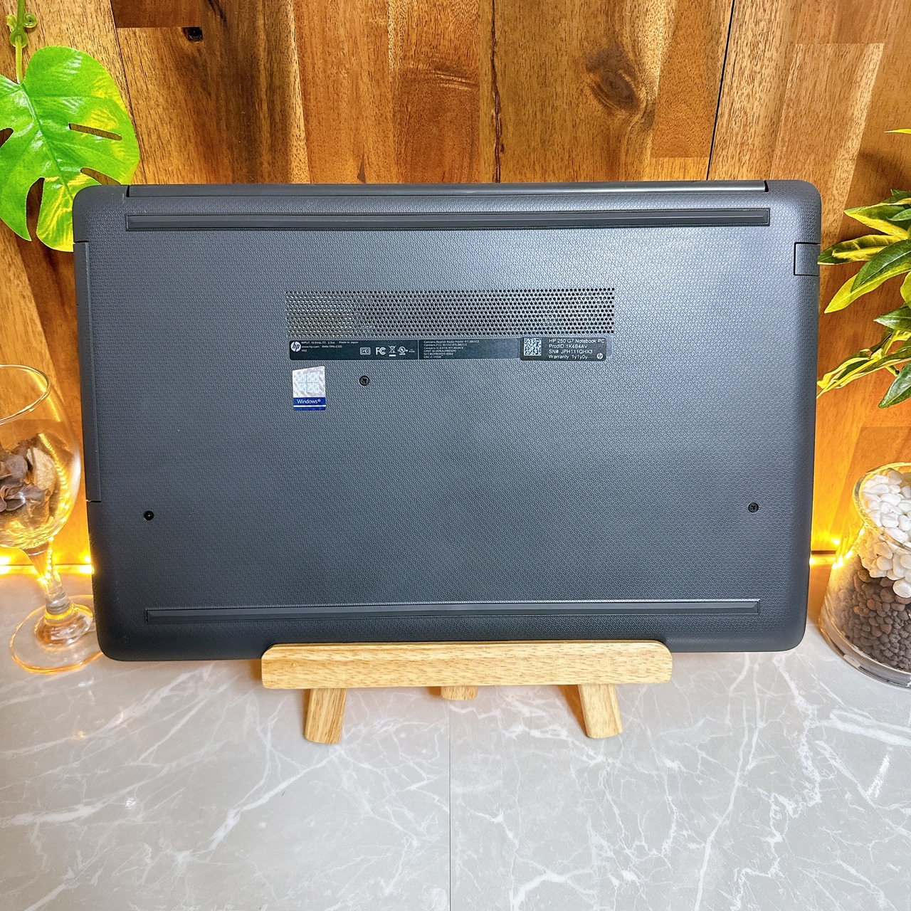 人気 2020年式 /HP 250 G7/メモリ8GB/SSD256GB/大型15.6インチ/ノートパソコン