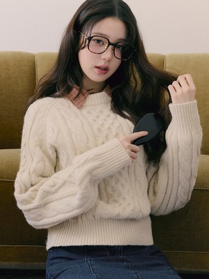 [ROLAROLA] ROUND CABLE LABEL KNIT IVORY 正規品 韓国ブランド 韓国通販 韓国代行 韓国ファッション ロラロラ 日本 店舗