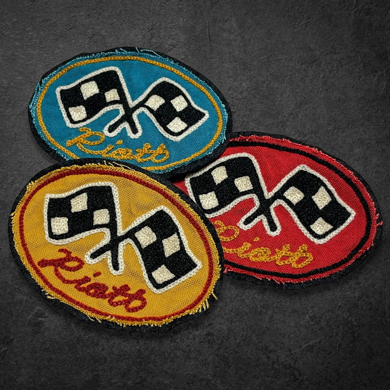 FLYING「R」” PATCH チェーンステッチワッペン | 【RIOTT/ライオット】