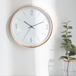 gold white wall clock / ゴールド シンプル 壁掛け時計 置き時計 韓国 インテリア 雑貨