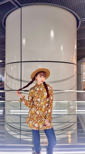 RERE　レトロ花柄シャツ