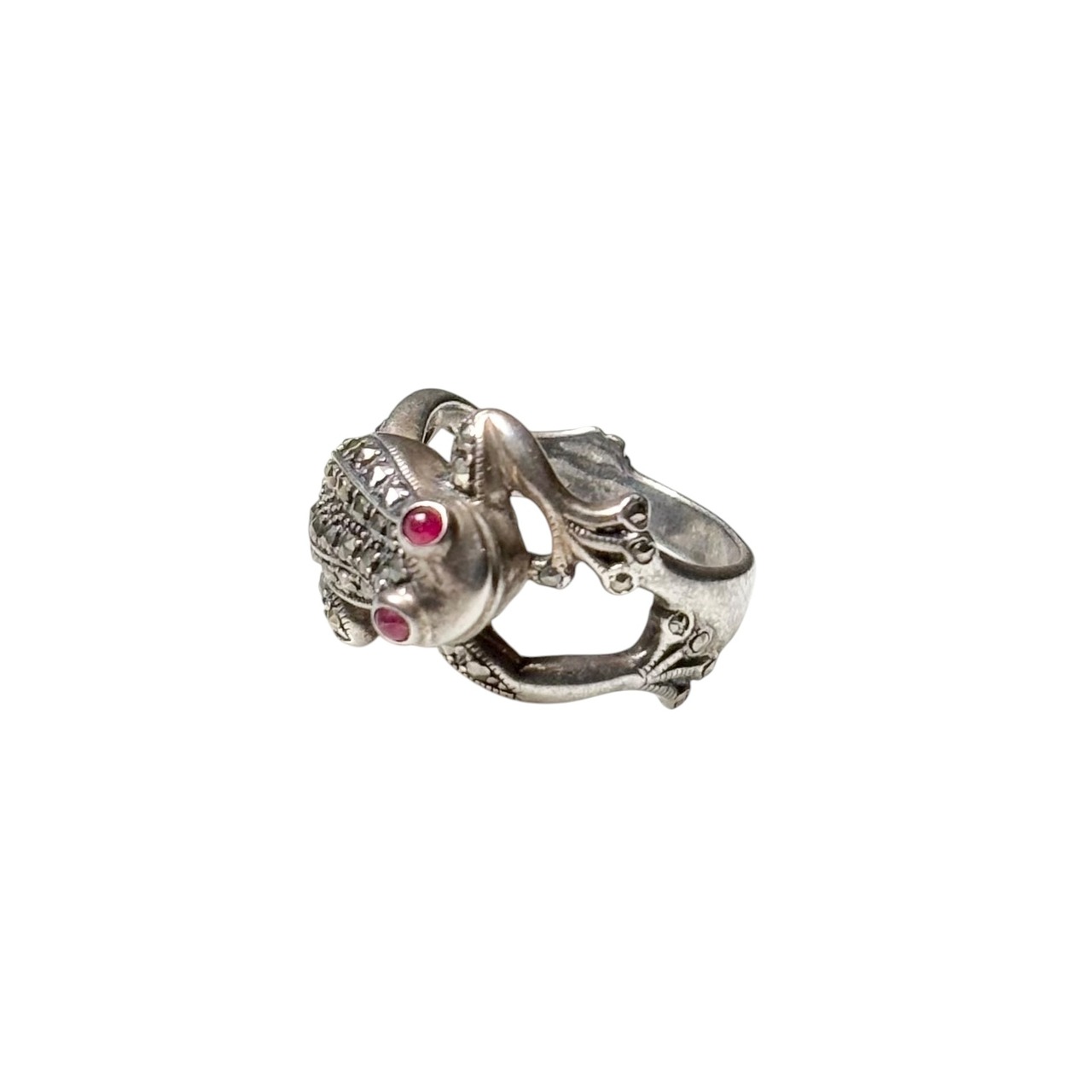 ROKUZAN silver frog ring with ruby eye