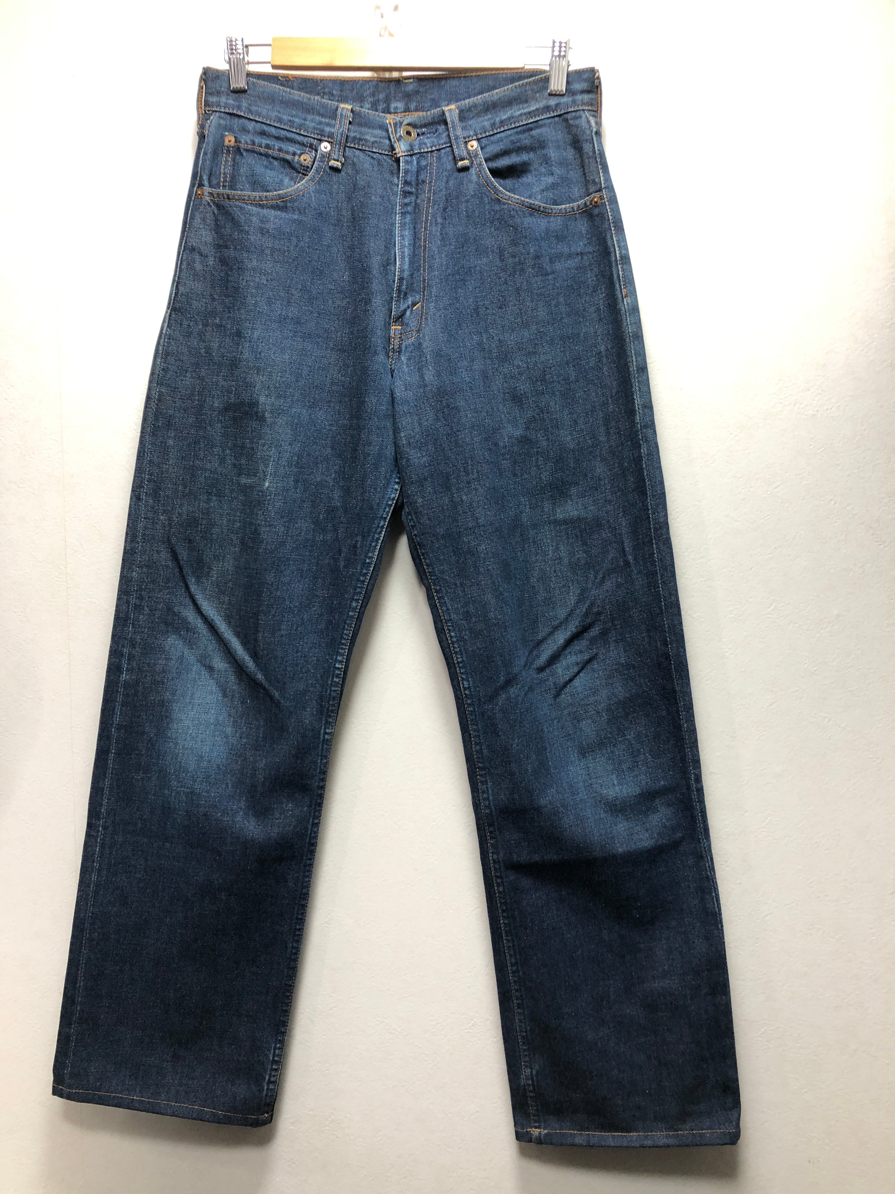 シュプリーム デニムパンツ ジーンズ ボタンフライ ロゴレザーパッチ W32 紺 パンツ シュプリーム デニムパンツ ジーンズ ボタンフライ ロゴレザー