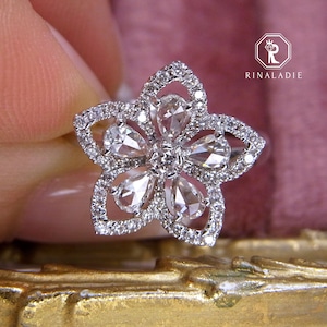 K18WG天然ダイヤモンド★ローズカットのペアシェイプフラワーリング