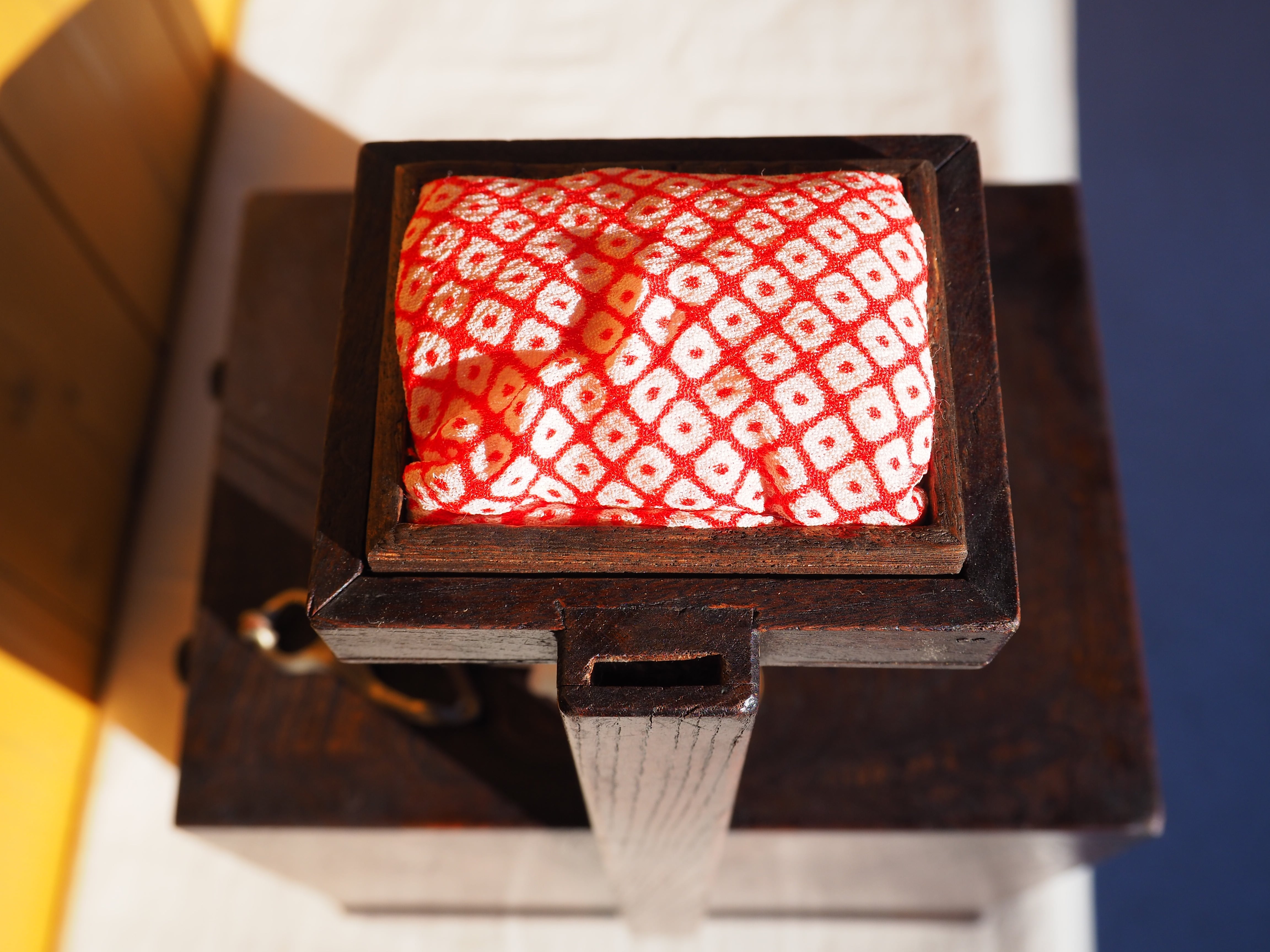 裁縫箱/小引き出し/くけ台/No.0260 | 古家具・民芸品販売・通販 - 草莽工房