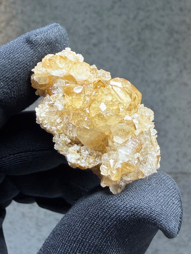 リューコガーネット（ホワイトガーネット）【ML-0148】パキスタン KPK