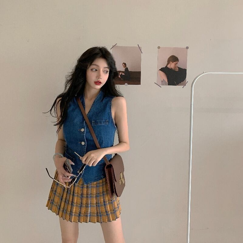 フレンチレトロカレッジスタイルのスーツの女性の夏の薄いデニムベスト2020新しいチェック柄のスカートツーピースのスーツ ブラックストロベリース58527317526