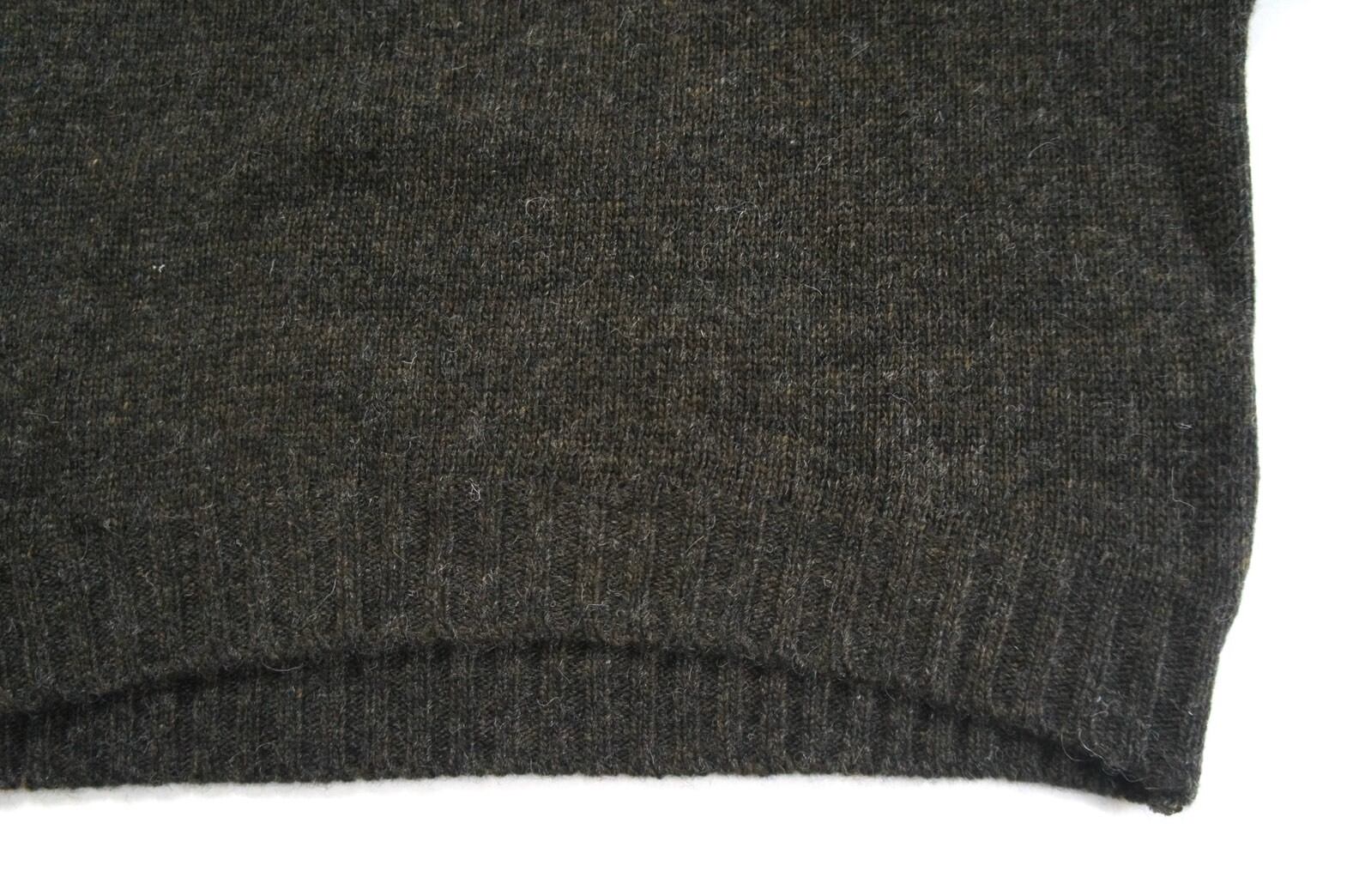 Lams wool knit