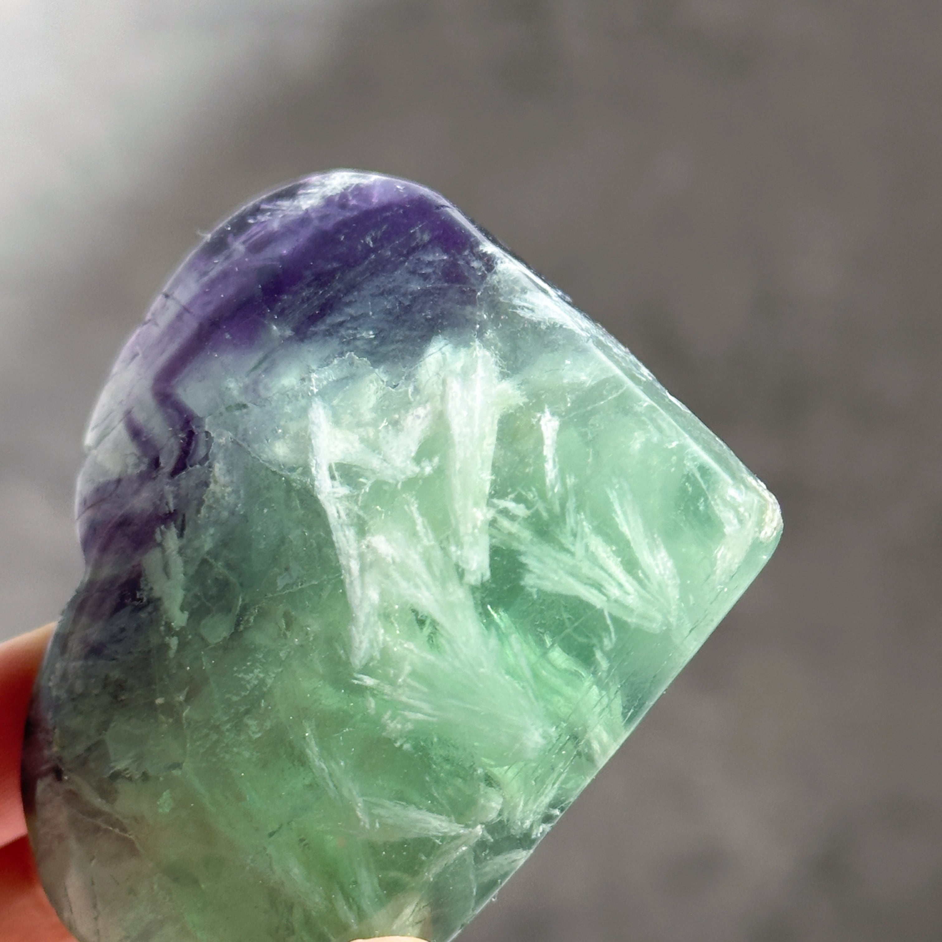 エンジェルフェザーフローライトハート 35◇ Angel Feather Fluorite