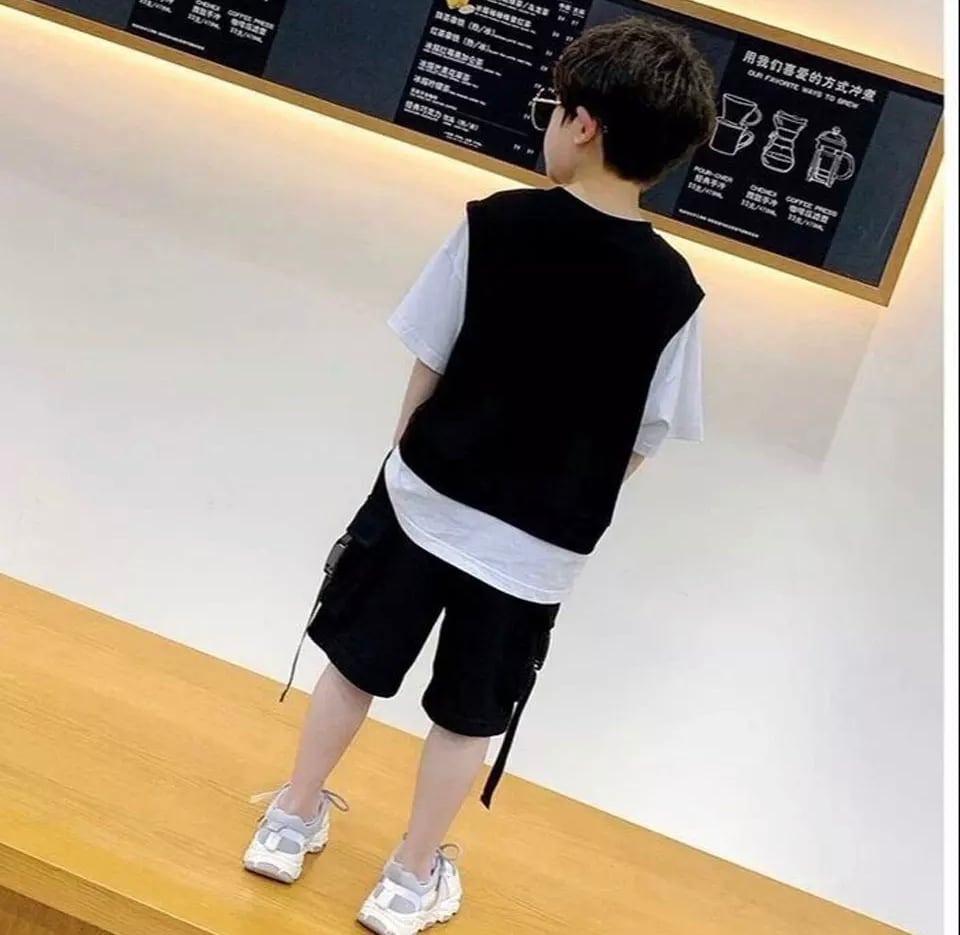 ベスト風セットアップTシャツ••••キッズ　男の子　女の子　海外子供服　プチプラ　Tシャツ