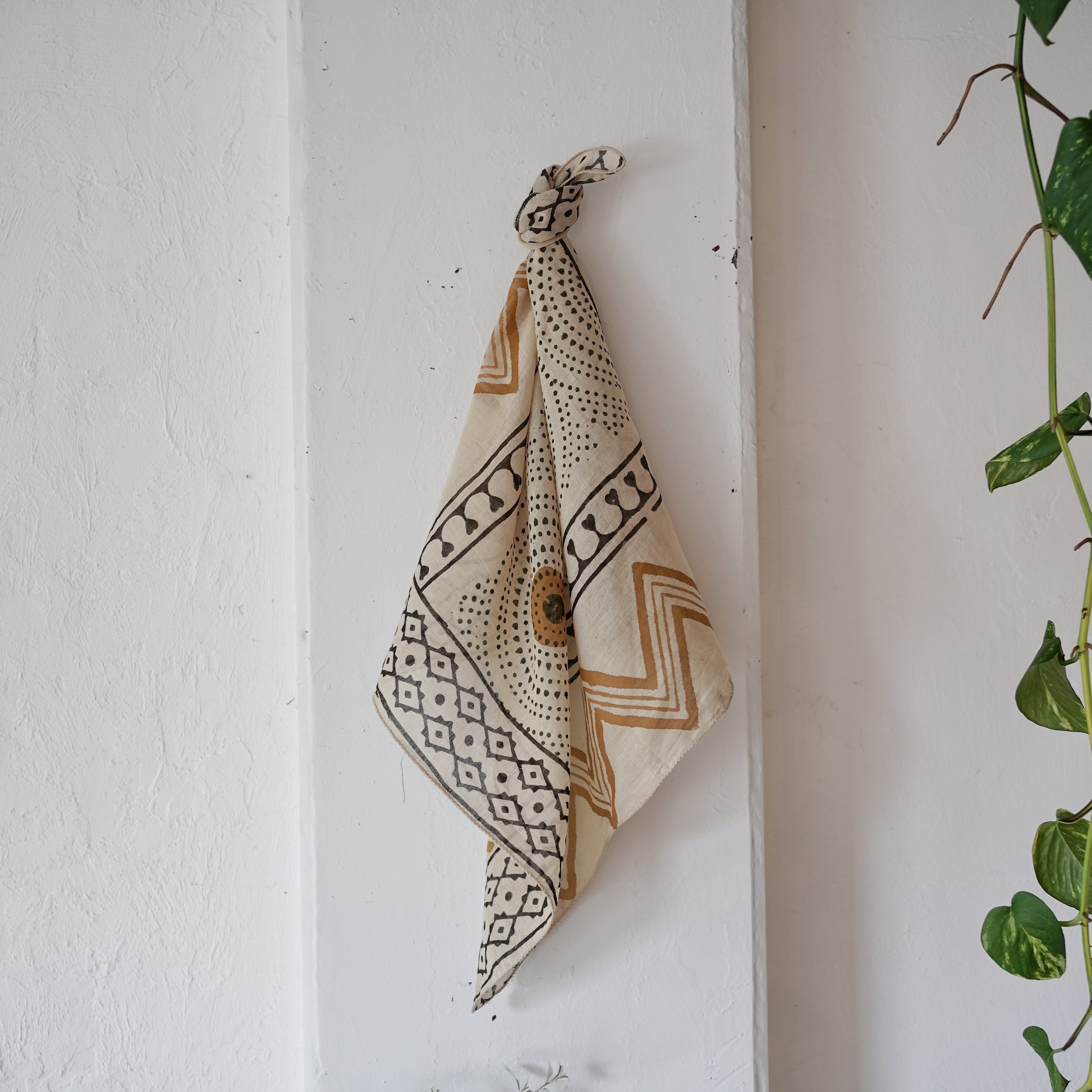 インドの草木染ブロックプリントバンダナ【06】 | Sweet Things