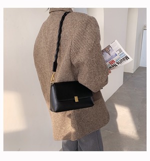 【MumuIns 】　新作品質一番カジュアル4色バッグ　 A0640