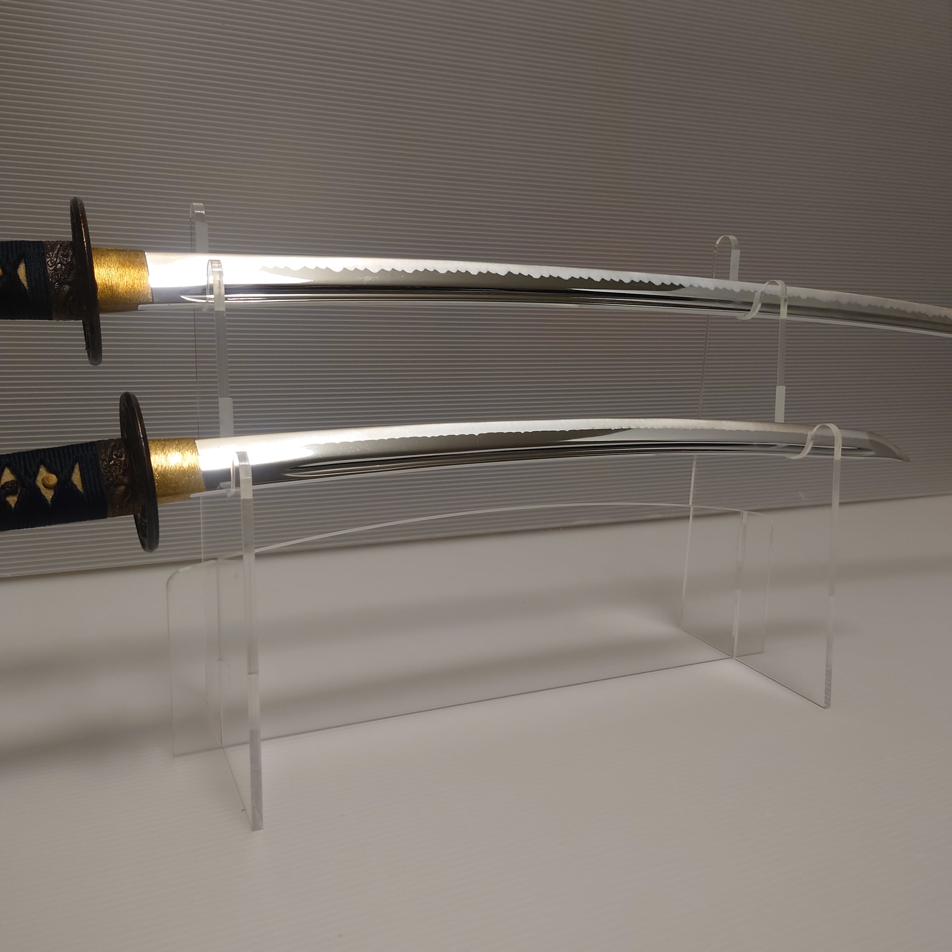 組立式アクリル刀掛け(クリア) | 粋陽堂