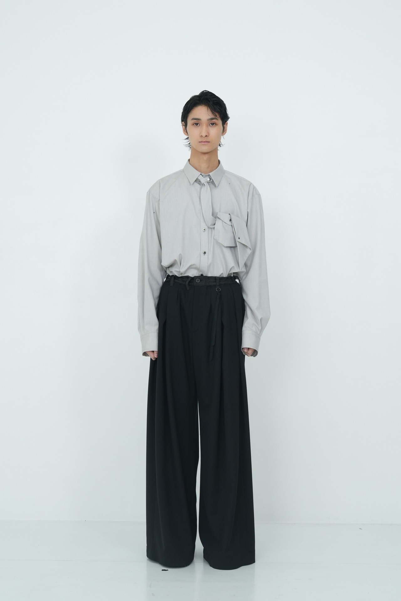 【26AW | MEN】Tamme タム / 4-TUCK WIDE SLACKS / ワイドスラックスパンツ. 26A0371 - 3
