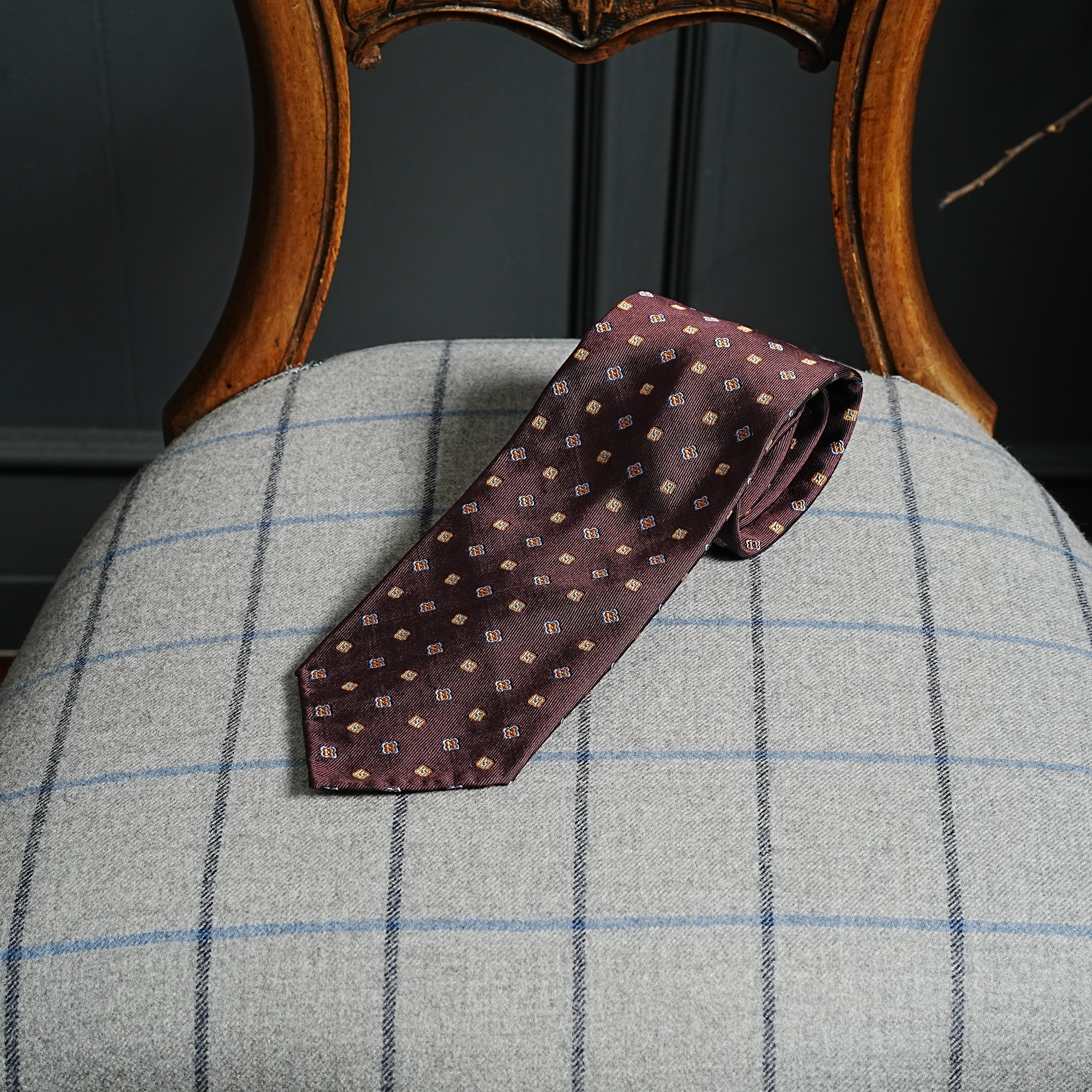 Vintage-Style Jacquard Silk Tie Bordeaux
