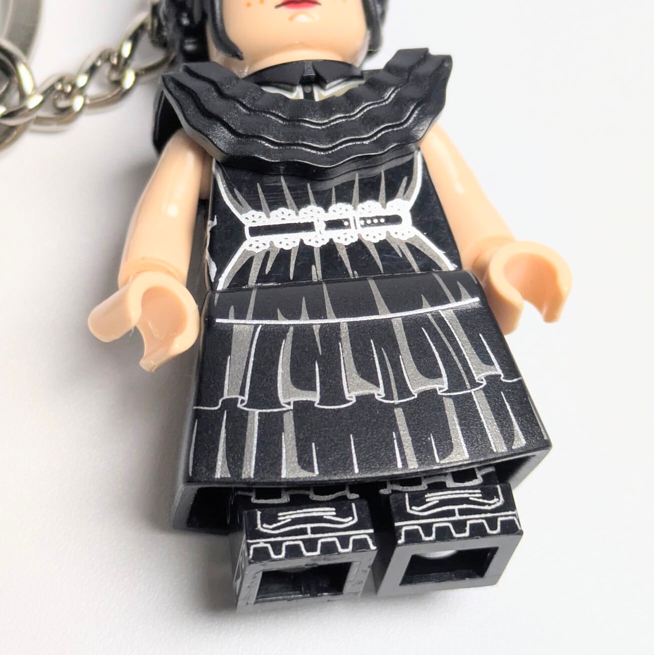 再入荷！【ブロックフィギュアキーホルダー ★Wednesday / ウェンズデー コスチューム PARTY ver. 】 〚アメリカン雑貨 アメトイ〛