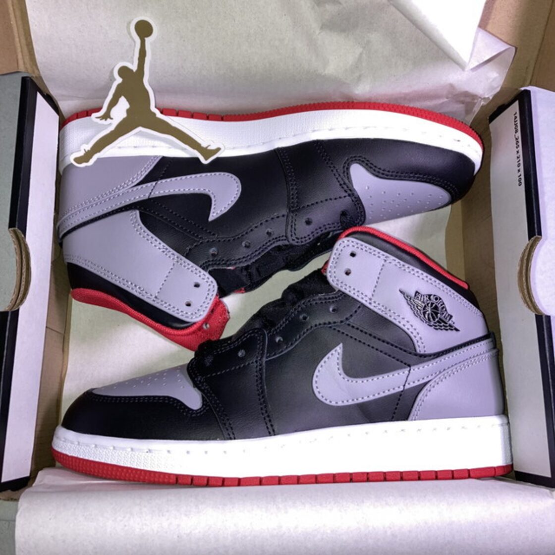 エアジョーダン1 MID GS 黒 灰 赤 白 24.5cm 箱付き | PAY ID