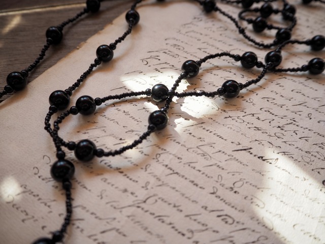 JAPAN? OLD beads long necklace