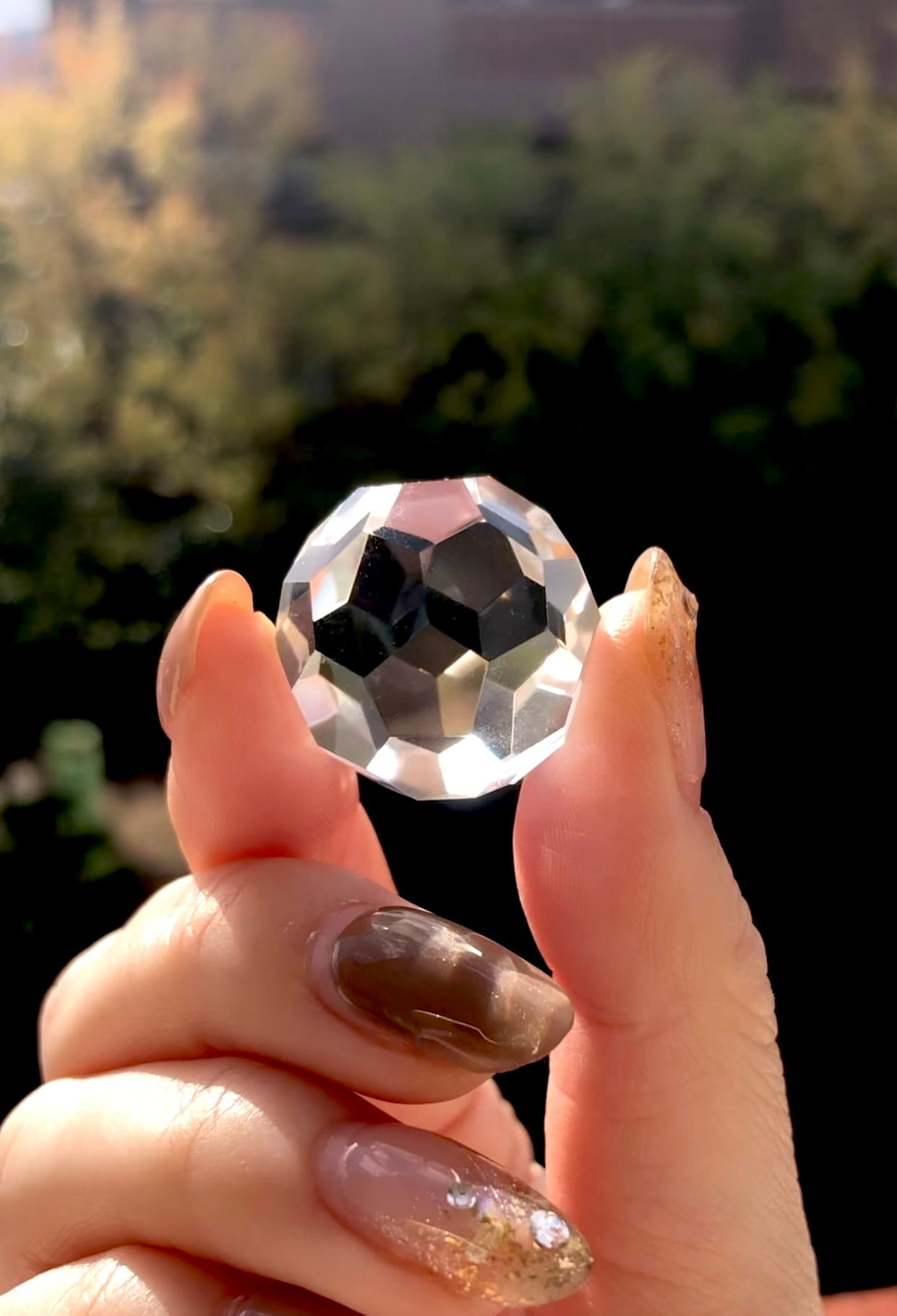 22mm玉>驚異のスピードで願いを叶えるバッキーボール水晶 | 虹色の星