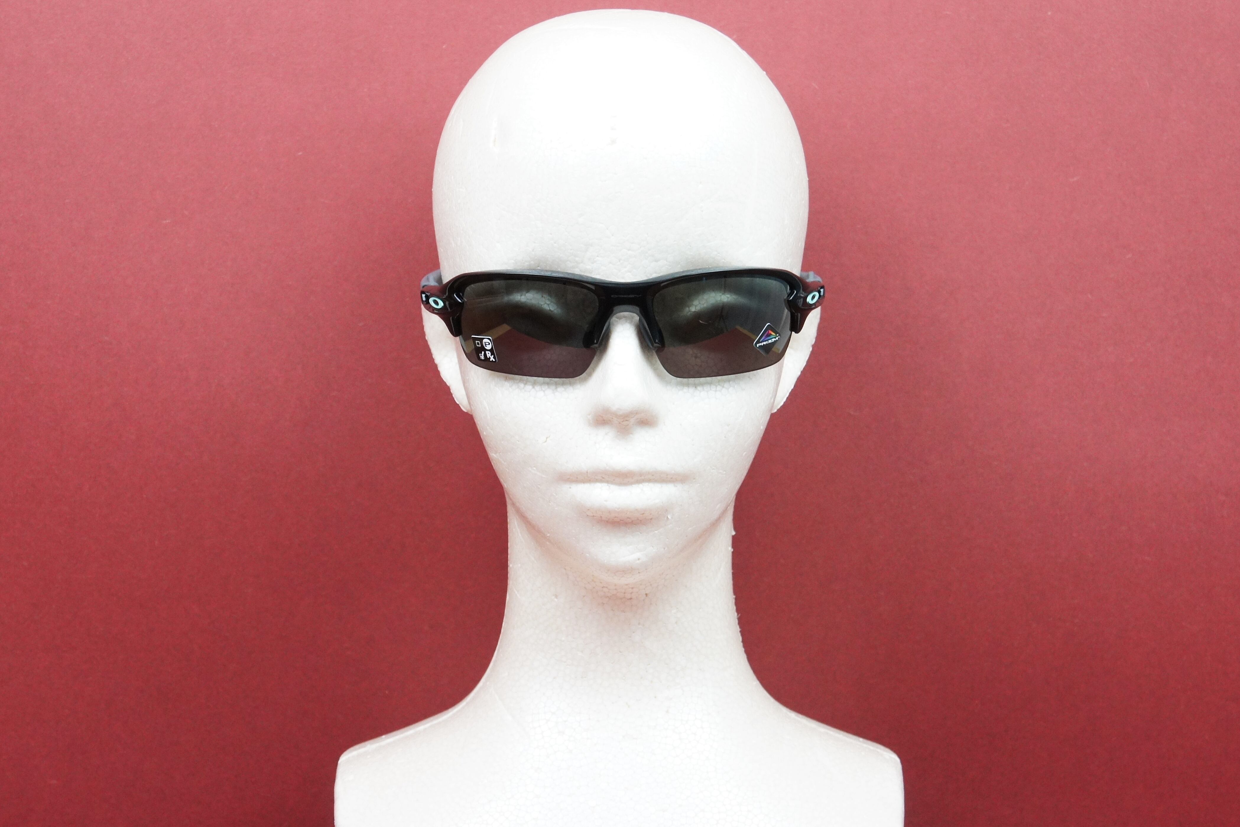 OAKLEY キッズサングラス FLAK XS OJ9005-01 女性 子供 ジュニア 小顔