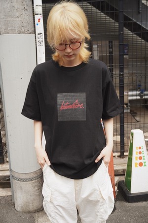 connection s/s tee  BLACK
