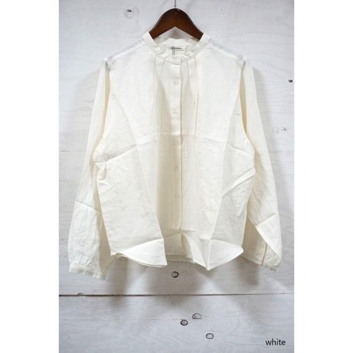 nachukara(ナチュカラ)40リネンタックブラウス【日本製】【SALE20％OFF】